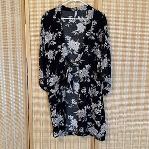 Spiritual Gangster Womens OS Maya Black Floral Kimono Front Tie Pockets Cover Up